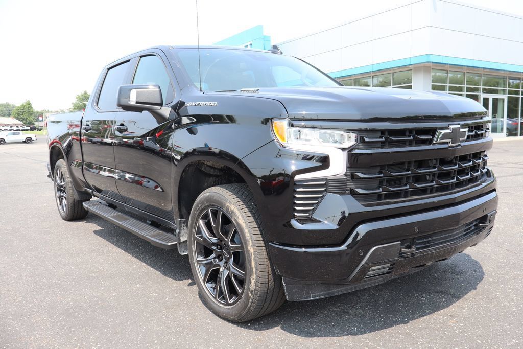 New 2026 Chevrolet Silverado 1500 RST w/ Safety Package AWD/4WD image 2