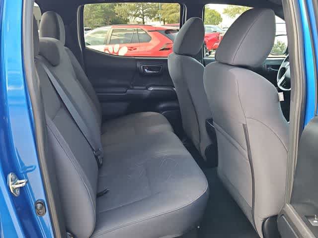 Used 2017 Toyota Tacoma TRD Sport w/ Tow Package RWD image 17