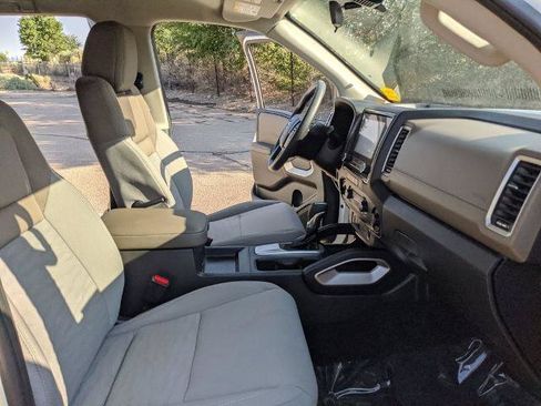 Used 2024 Nissan Frontier SV AWD/4WD image 20