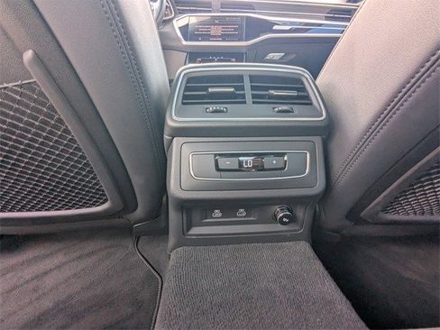 Used 2024 Audi A6 Premium Plus image 14