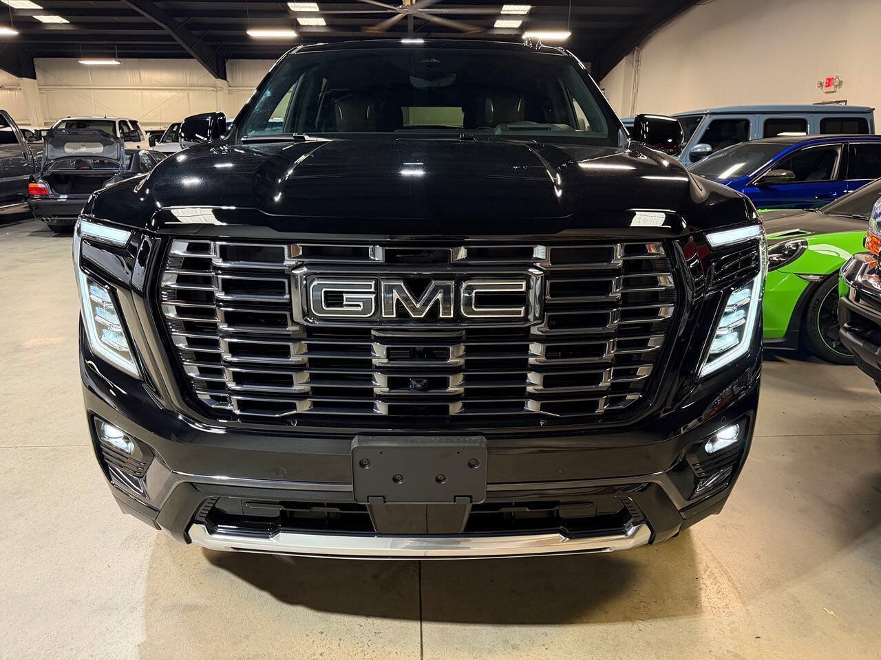 Used 2026 GMC Yukon Denali Ultimate w/ LPO, Floor Liner Package AWD/4WD image 15