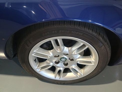 Used 2001 Jaguar XK8 Convertible image 63