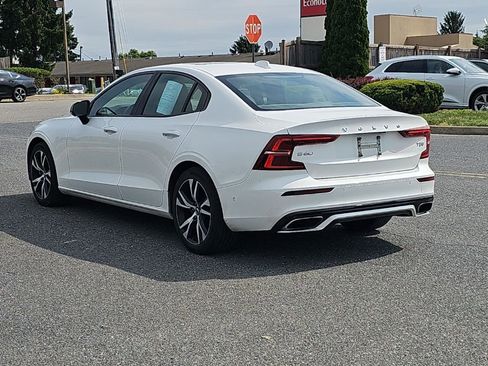 Used 2019 Volvo S60 T5 R-Design FWD image 8