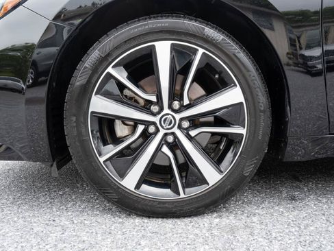 Used 2022 Nissan Maxima SV w/ Floor Mat Group FWD image 36