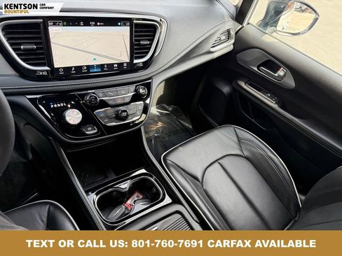 Used 2026 Chrysler Pacifica Limited AWD/4WD image 23