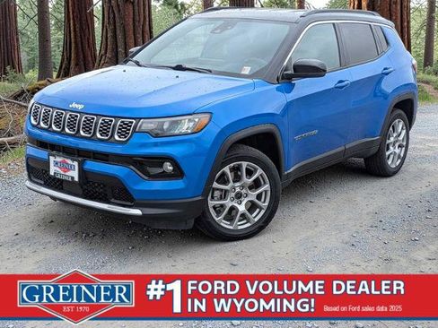 Used 2025 Jeep Compass Limited AWD/4WD image 1