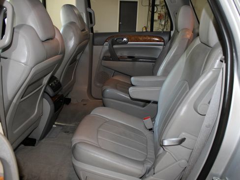 Used 2012 Buick Enclave Leather FWD image 22