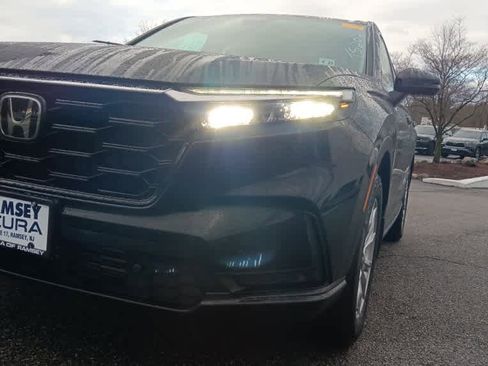 Used 2024 Honda CR-V EX-L image 10