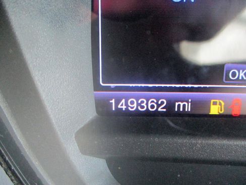 Used 2013 Ford Explorer XLT FWD image 14