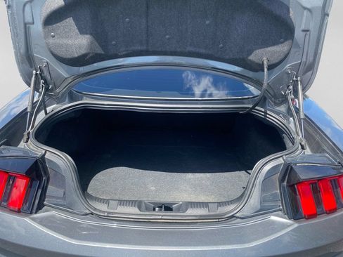Used 2025 Ford Mustang Coupe RWD image 24