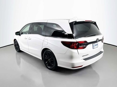 Certified 2023 Honda Odyssey Sport image 5
