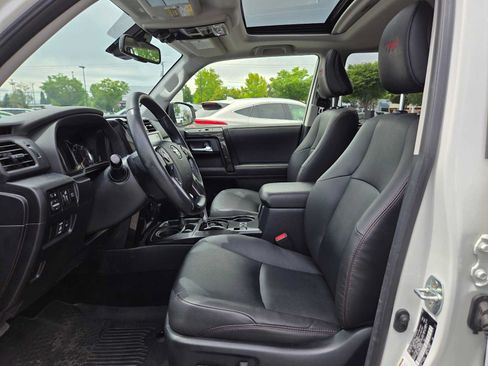 Certified 2023 Toyota 4Runner TRD Off-Road Premium w/ Moonroof Package AWD/4WD image 23