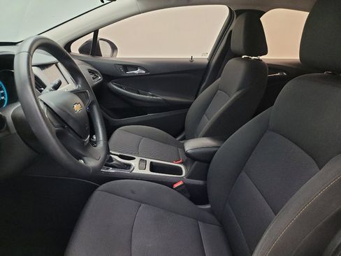 Used 2017 Chevrolet Cruze LS image 17
