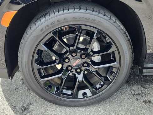 Used 2023 GMC Yukon Denali w/ Max Trailering Package AWD/4WD image 9
