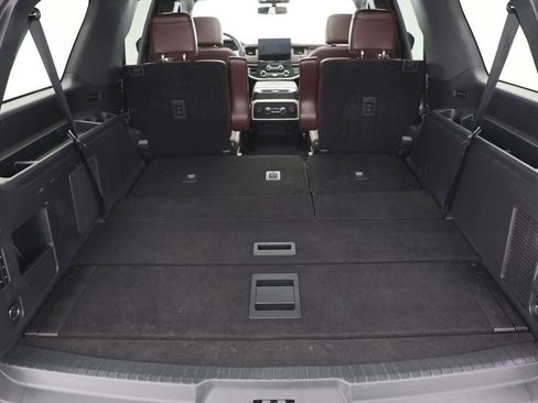 Used 2024 Ford Expedition Max Limited image 35