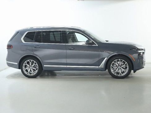 Used 2026 BMW X7 xDrive40i AWD/4WD image 13