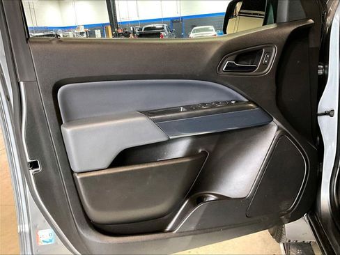 Used 2020 Chevrolet Colorado Z71 AWD/4WD image 9