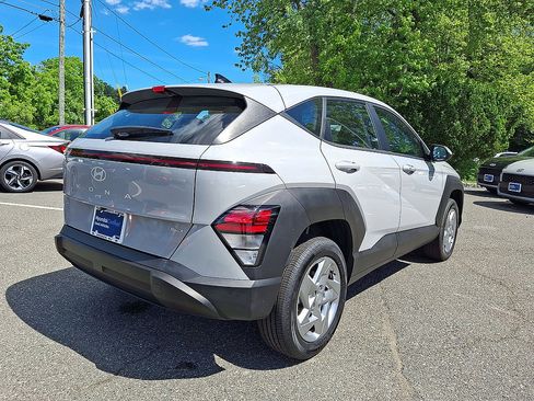 Certified 2024 Hyundai Kona SE AWD/4WD image 24