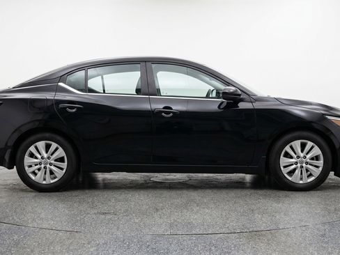Used 2025 Nissan Sentra S FWD image 11
