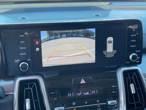 Used 2023 Kia Sorento SX image 24