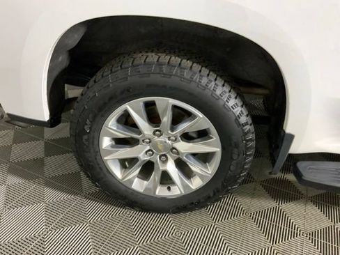 Used 2020 Chevrolet Silverado 1500 LTZ w/ LTZ Plus Package AWD/4WD image 38