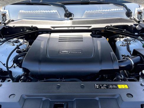 Certified 2023 Land Rover Defender 110 S AWD/4WD image 27