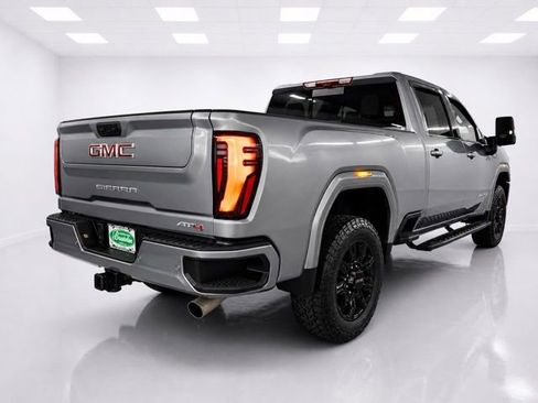Used 2024 GMC Sierra 2500 AT4 w/ AT4 Premium Plus Package AWD/4WD image 6