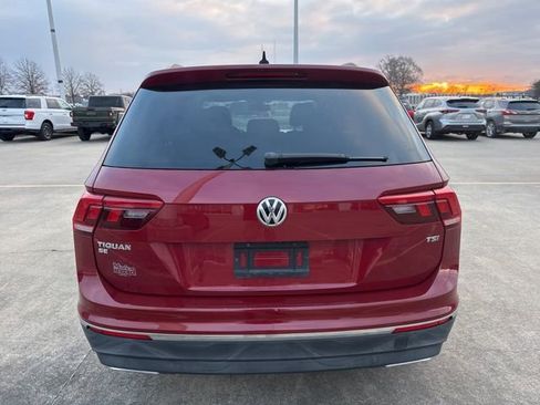 Used 2018 Volkswagen Tiguan SE image 5