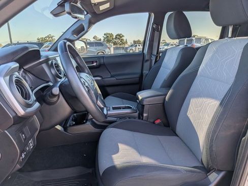 Used 2023 Toyota Tacoma TRD Sport w/ Black Out Package (TMS) image 15