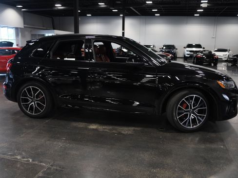 Used 2023 Audi SQ5 Premium Plus w/ Premium Plus Package AWD/4WD image 8