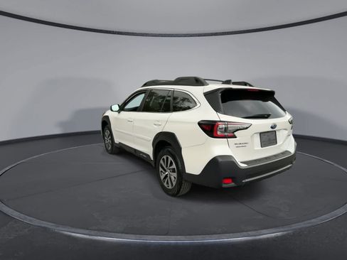 Certified 2024 Subaru Outback Premium AWD/4WD image 6