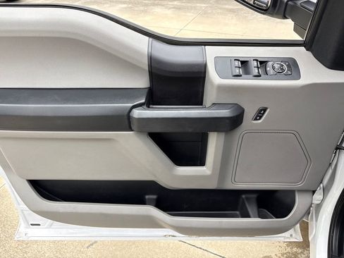 Used 2018 Ford F150 XL w/ Equipment Group 101A Mid image 16