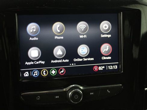 Used 2021 Chevrolet Traverse LS image 39