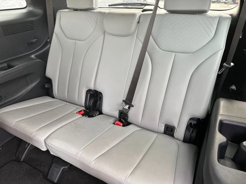 Used 2024 Hyundai Palisade SEL image 15