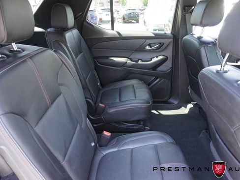 Used 2023 Chevrolet Traverse RS AWD/4WD image 46