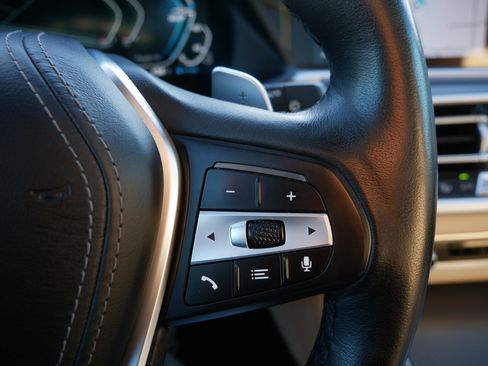 Used 2021 BMW X5 xDrive45e w/ Executive Package image 29