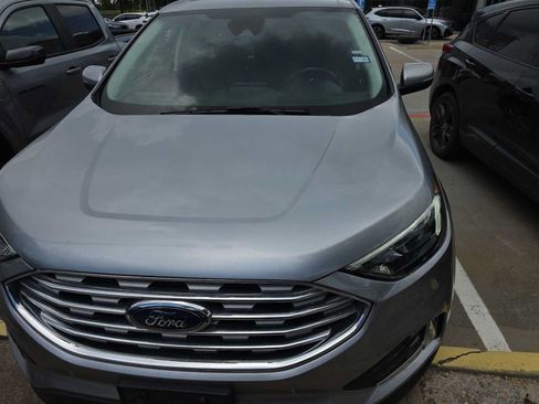 Used 2024 Ford Edge Titanium AWD/4WD image 2