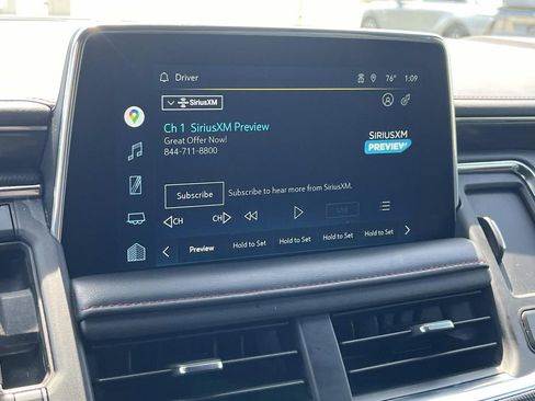 Used 2022 Chevrolet Suburban RST w/ Luxury Package image 32