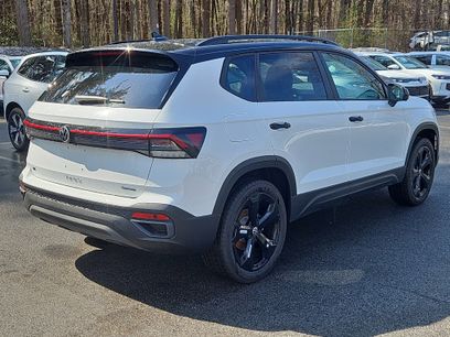 New 2026 Volkswagen Taos SE