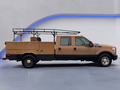 Used 2016 Ford F350 XL w/ Power Equipment Group image 11