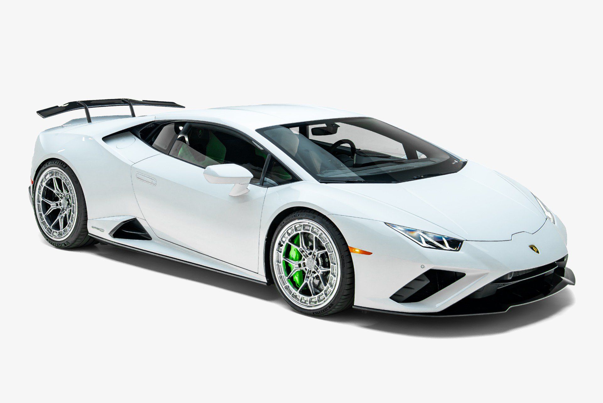 Used 2021 Lamborghini Huracan EVO RWD image 11