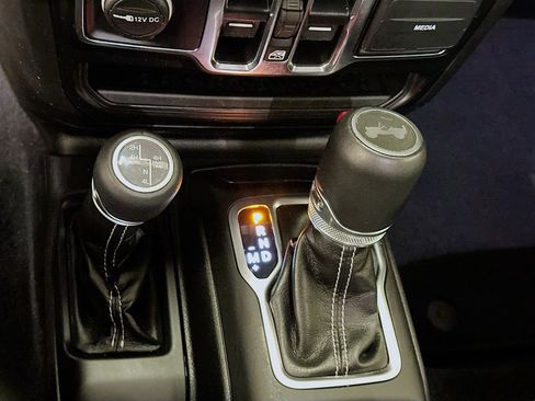 Used 2022 Jeep Wrangler Sahara w/ Cold Weather Group image 25