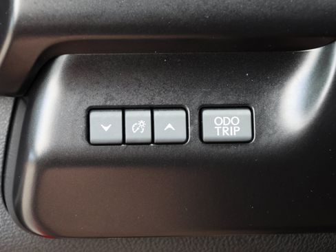 Used 2025 Lexus UX 300h FWD image 14