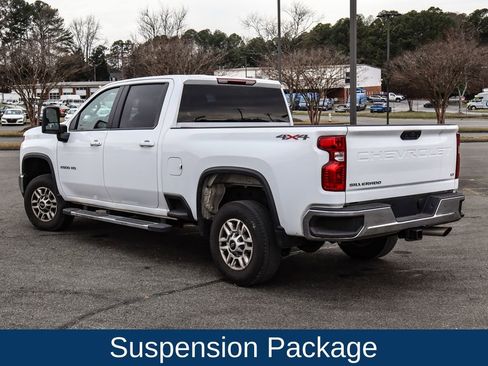 Used 2025 Chevrolet Silverado 2500 LT w/ Convenience Package image 5