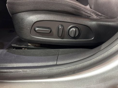 Used 2019 Chevrolet Malibu LT FWD image 26