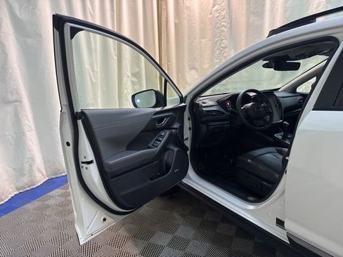 Certified 2025 Subaru Crosstrek 2.5i Limited w/ Crosstrek Mirror Package image 13