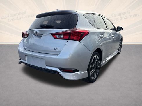 Used 2018 Toyota Corolla iM image 5