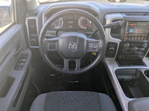 Used 2017 RAM 3500 SLT w/ Luxury Group image 14