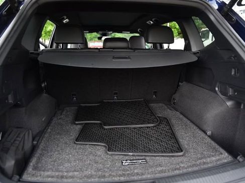 Used 2022 Volkswagen Tiguan SEL R-Line AWD/4WD image 27