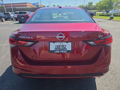 Used 2024 Nissan Sentra SV w/ SV Premium Package image 4
